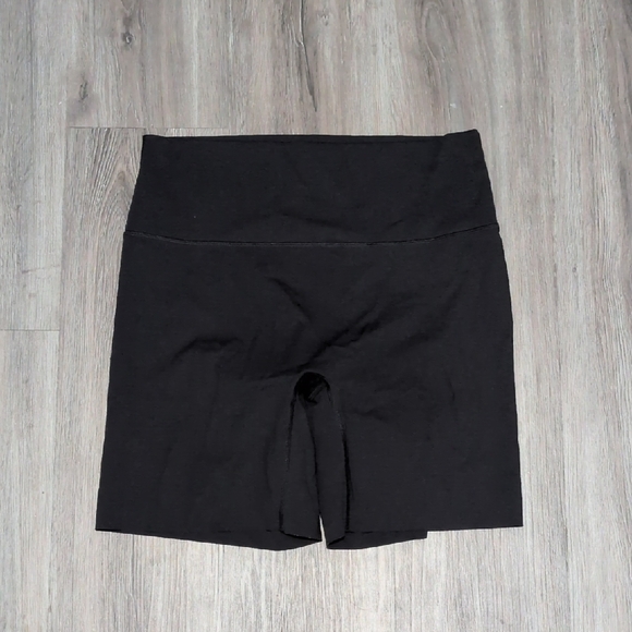 aerie Pants - Aerie Offline Black Bike Shorts Sz XL 5" Inseam Lounge Gym Workout